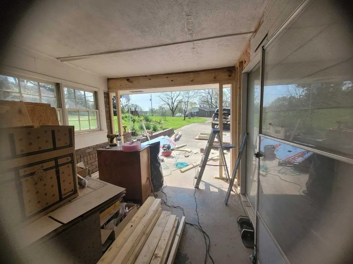 Air movers and dehumidifier for Drying & Dehumidification in Sturbridge